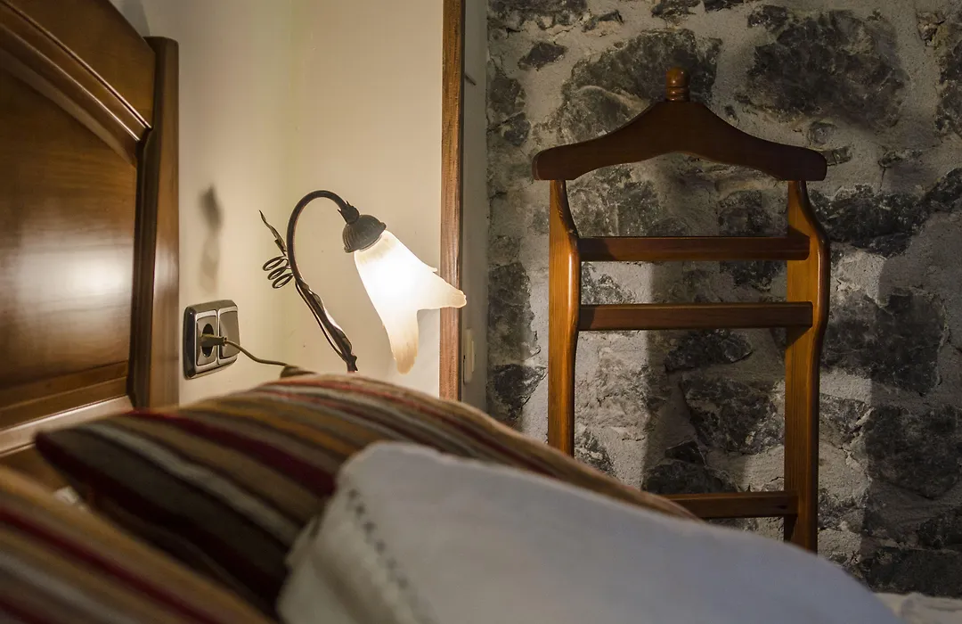 Hostal Rural Elosta-1